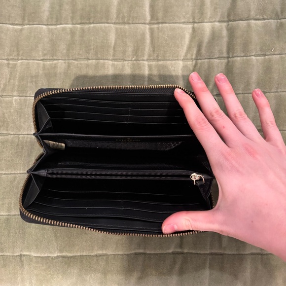KATE SPADE Lena Large Continental Wallet - Picture 2 of 3